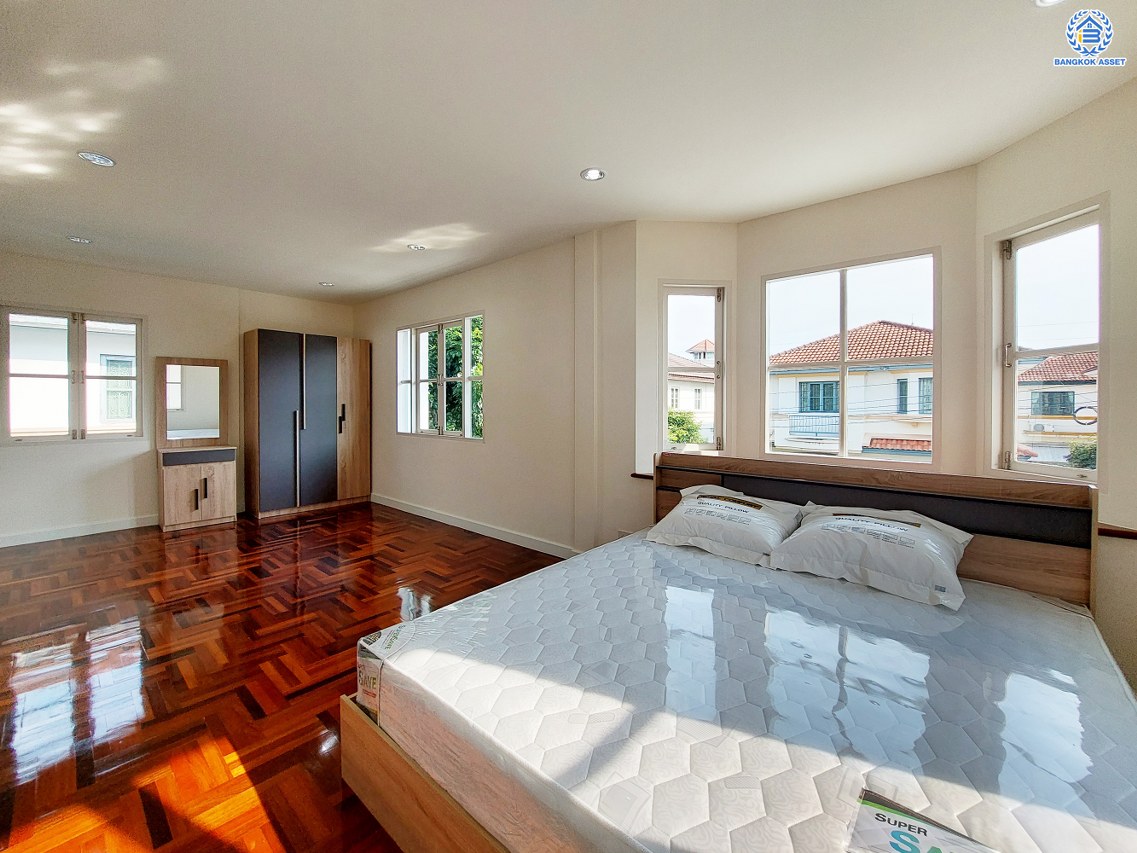 *****บ้านเดี่ยวมือสอง โครงการ ชัยพฤกษ์ วัดลาดปลาดุก เนื้อที่ 53.10 ตร.ว ฟังก์ชัน 3 ห้องนอน 2 ห้องน้ำ 1 ที่จอดรถ บนทำเลเชื่อมต่อถนนกาญจนาภิเษก ใกล้รถไฟฟ้าสายสีม่วง "คลองบางไผ่" ใกล้จุดขึ้นทางด่วน "กาญจนาภิเษก"และใกล้เซ็นทรัลเวสต์เกต พร้อมเข้าอยู่ได้เลย