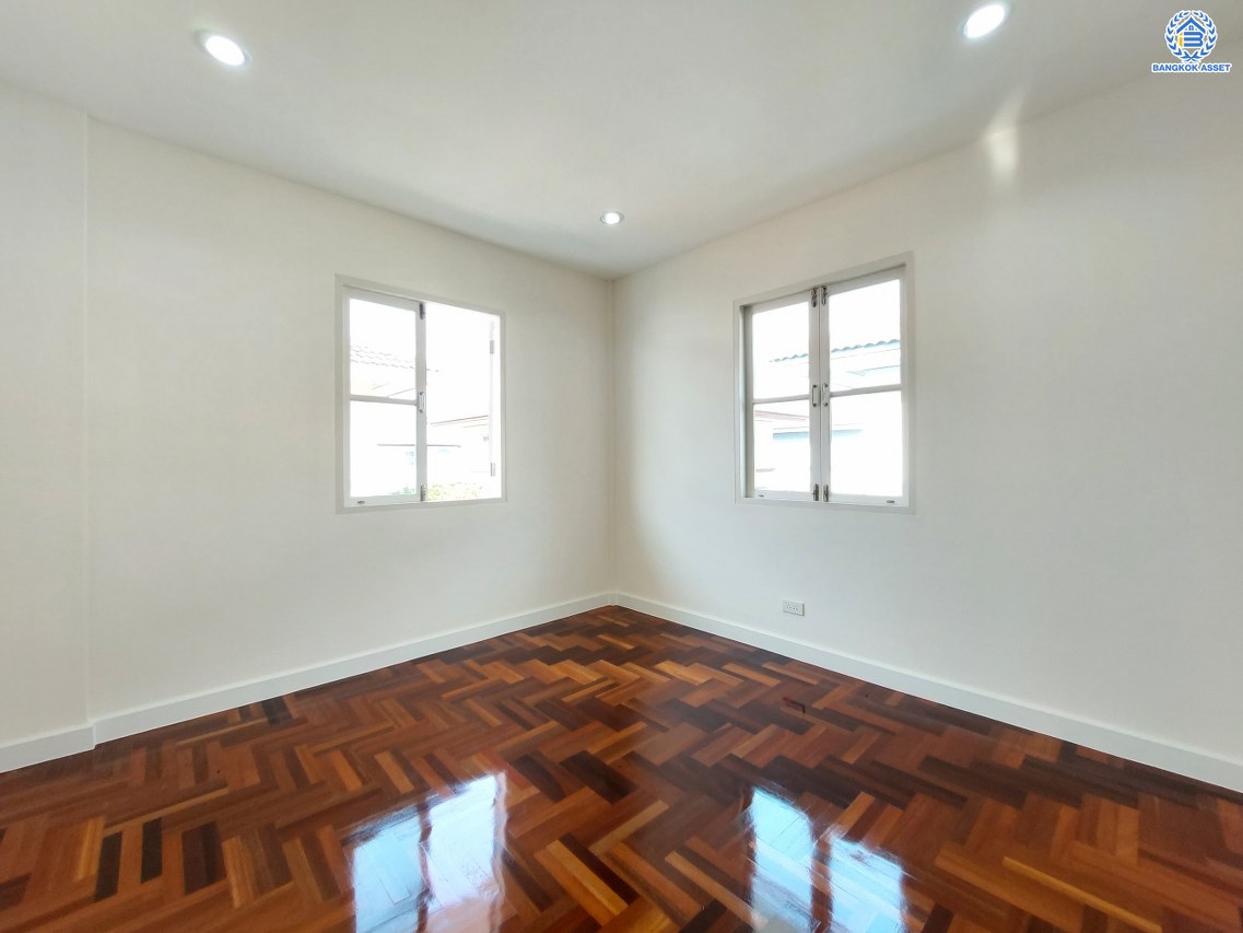 *****บ้านเดี่ยวมือสอง โครงการ ชัยพฤกษ์ วัดลาดปลาดุก เนื้อที่ 53.10 ตร.ว ฟังก์ชัน 3 ห้องนอน 2 ห้องน้ำ 1 ที่จอดรถ บนทำเลเชื่อมต่อถนนกาญจนาภิเษก ใกล้รถไฟฟ้าสายสีม่วง "คลองบางไผ่" ใกล้จุดขึ้นทางด่วน "กาญจนาภิเษก"และใกล้เซ็นทรัลเวสต์เกต พร้อมเข้าอยู่ได้เลย