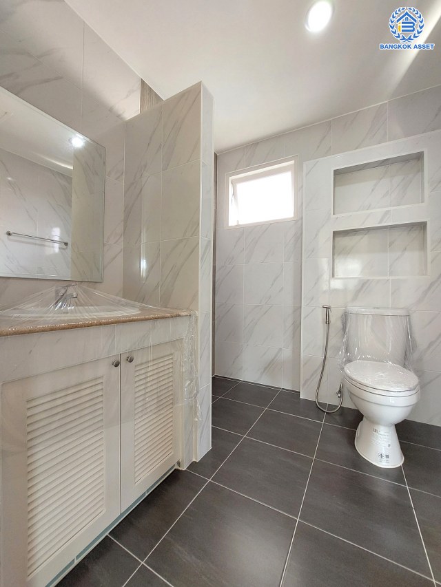 *****บ้านเดี่ยวมือสอง โครงการ ชัยพฤกษ์ วัดลาดปลาดุก เนื้อที่ 53.10 ตร.ว ฟังก์ชัน 3 ห้องนอน 2 ห้องน้ำ 1 ที่จอดรถ บนทำเลเชื่อมต่อถนนกาญจนาภิเษก ใกล้รถไฟฟ้าสายสีม่วง "คลองบางไผ่" ใกล้จุดขึ้นทางด่วน "กาญจนาภิเษก"และใกล้เซ็นทรัลเวสต์เกต พร้อมเข้าอยู่ได้เลย