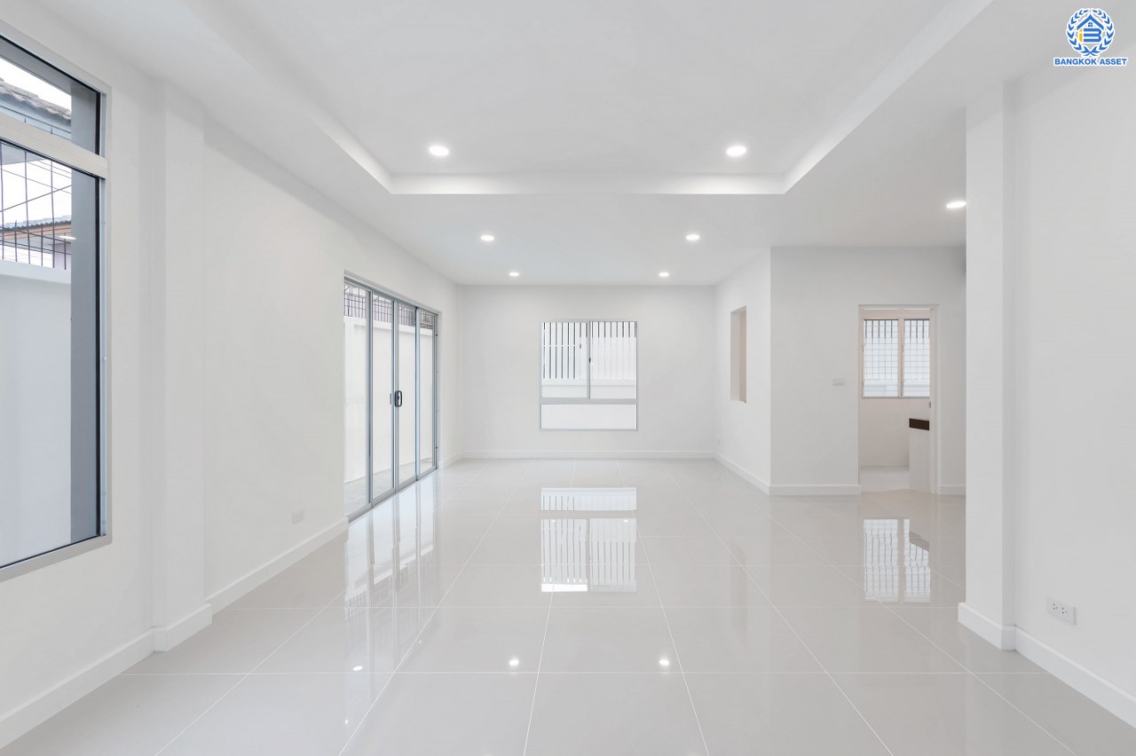 บ้านมือสองตกแต่งใหม่ โครงการ ชัยพฤกษ์ บางใหญ่ หลังริม บ้านเดี่ยวแบรนด์คุณภาพ L&H สภาพแวดล้อมดี พร้อม Facilities ครบครัน บนเนื้อที่ 52.50 ตร.ว. พื้นที่ใช้สอย 282.93 ตร.ม. ฟังก์ชัน 3 ห้องนอน 3 ห้องน้ำ จอดรถได้ 2 คัน บนทำเลเดินทางสะดวก ใกล้รถไฟฟ้าสายสีม่วง "สถานีคลองบางไผ่" และเพียง 5 นาทีถึงเซ็นทรัล เวสต์เกต