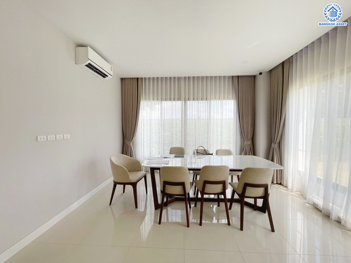 *****บ้านเดี่ยวมือสอง โครงการ พรรณา พุทธมณฑลสาย3 หลังริม บนเนื้อที่ 107 ตร.ว. พื้นที่ใช้สอย 304.00 ตร.ม. ฟังก์ชัน 4 ห้องนอน 5 ห้องน้ำ จอดรถได้ 3 คัน แถมฟรี! เครื่องปรับอากาศ, เครื่องทำน้ำอุ่น บนทำเลเชื่อมต่อหลายเส้นทาง อาทิถนนบางแวก, ถนนพุทธมณฑลสาย3, ถนนอุทยาน, ถนนบรมราชชนนี, ถนนเพชรเกษม  จองเลย