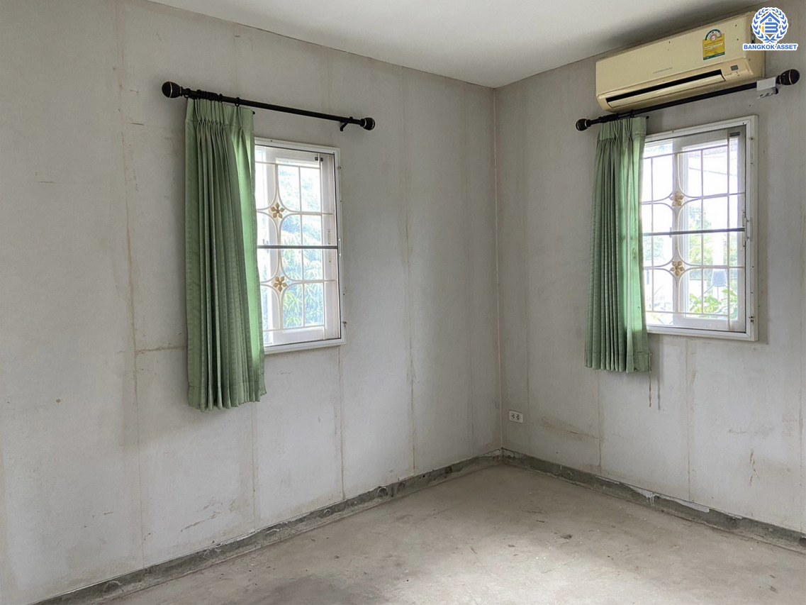 *****บ้านเดี่ยวมือสองนนทบุรี โครงการ พฤกษาวิลเลจ11 รัตนาธิเบศร์ เนื้อที่กว้างถึง 50.10 ตร.ว. ฟังก์ชัน 4 ห้องนอน 2 ห้องน้ำ 1 ที่จอดรถ แถมฟรี! เครื่องปรับอากาศ บนทำเลดี เดินทางสะดวก เชื่อมต่อถนนรัตนาธิเบศร์ และถนนราชพฤกษ์ ใกล้รถไฟฟ้าสายสีม่วง "สถานีบางรักน้อยท่าอิฐ" จองเลย!