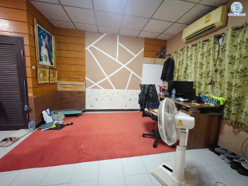 *****ทาวน์เฮ้าส์มือสอง  ม.ศรีมณฑล ทวีวัฒนา เนื้อที่ดิน 24.30 ตร.ว. พื้นที่ใช้สอย 120 ตร.ม. ฟังก์ชัน 3 ห้องนอน 3 ห้องน้ำ 1 ที่จอดรถ แถมฟรี! เครื่องปรับอากาศ, เครื่องทำน้ำอุ่น บนทำเลแห่งการเดินทาง เชื่อมต่อถนนพุทธมณฑลสาย4, ถนนอุทยาน, ถนนบรมราชชนี, ถนนเพชรเกษม  ใกล้จุดขึ้นทางด่วน "พระราม 2" และใกล้เซ็นทรัลศาลายา