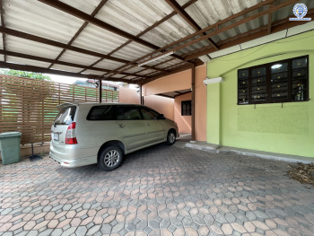 *****บ้านเดี่ยวมือสอง แบรนด์ Q.House โครงการ วรารมย์ เพชรเกษม69 หลังริม บนเนื้อที่ 119.60 ตร.ว. พื้นที่ใช้สอยกว้างถึง 180.00 ตร.ม. ฟังก์ชัน 4 ห้องนอน 2 ห้องน้ำ บนทำเลศักยภาพ เชื่อมต่อหลายเส้นทาง ใกล้โรงเรียนชั้นนำ กรพิทักษ์ศึกษา, สารสาสน์วิเทศบางบอน และ รถไฟฟ้าสายสีน้ำเงิน "สถานีหลักสอง"