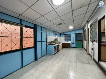 *****บ้านเดี่ยวมือสอง แบรนด์ Q.House โครงการ วรารมย์ เพชรเกษม69 หลังริม บนเนื้อที่ 119.60 ตร.ว. พื้นที่ใช้สอยกว้างถึง 180.00 ตร.ม. ฟังก์ชัน 4 ห้องนอน 2 ห้องน้ำ บนทำเลศักยภาพ เชื่อมต่อหลายเส้นทาง ใกล้โรงเรียนชั้นนำ กรพิทักษ์ศึกษา, สารสาสน์วิเทศบางบอน และ รถไฟฟ้าสายสีน้ำเงิน "สถานีหลักสอง"