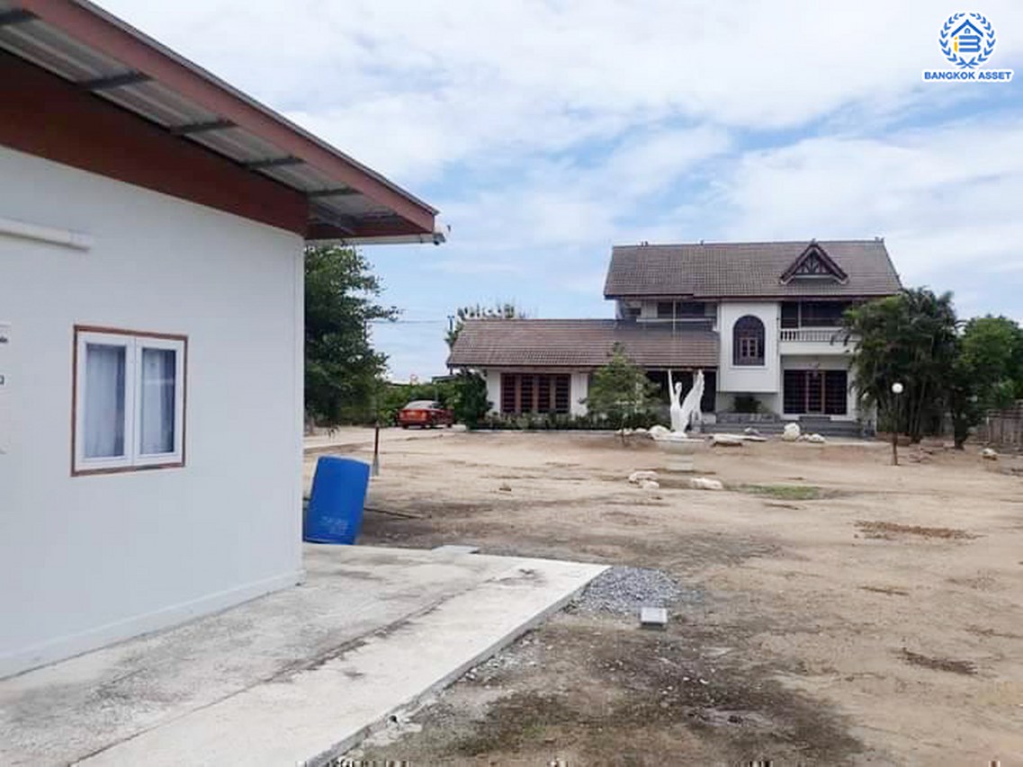 *****บ้านเดี่ยวมือสองนครปฐม โครงการ บ้านเดี่ยวสร้างเอง บางเลน เนื้อที่ 800 ตร.ว. พื้นที่ใช้สอย 200 ตร.ม. ฟังก์ชัน 5 ห้องนอน 3 ห้องน้ำ 4 ที่จอดรถ แถมฟรี! เครื่องปรับอากาศ 7 เครื่อง บนทำเลเดินทางสะดวก เชื่อมต่อถนนบางเลน ดอนตูม, ถนนปทุมธานี-บางเลน จองเลย!