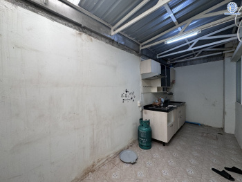 *****ทาวน์เฮ้าส์มือสองนนทบุรี โครงการ โกลเด้นทาวน์ รัตนาธิเบศร์-สถานีรถไฟฟ้าบางพลู เนื้อที่ 21.20 ตร.ว. พื้นที่ใช้สอย 114 ตร.ม. ฟังก์ชัน 4 ห้องนอน 3 ห้องน้ำ 2 ที่จอดรถ บนทำเลเดินทางสะดวก เชื่อมต่อถนนรัตนาธิเบศร์ ใกล้รถไฟฟ้าสายสีม่วง "สถานีบางพลู" และจุดขึ้นทางด่วน "ศรีรัช"