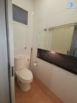 *****ทาวน์เฮ้าส์มือสอง โครงการ วิสดอม กรีนทาวน์ เนื้อที่ 23.80 ตร.ว. พื้นที่ใช้สอย 228.45 ตร.ม. ฟังก์ชัน 3 ห้องนอน 4 ห้องน้ำ 2 ที่จอดรถ แถมฟรี! เครื่องทำน้ำอุ่น, เฟอร์นิเจอร์บิ๊วอิน บนทำเลเดินทางสะดวก เชื่อมต่อถนนราชพฤกษ์, ถนนเพชรเกษม และใกล้รถไฟฟ้าสายสีน้ำเงิน "สถานีภาษีเจริญ"