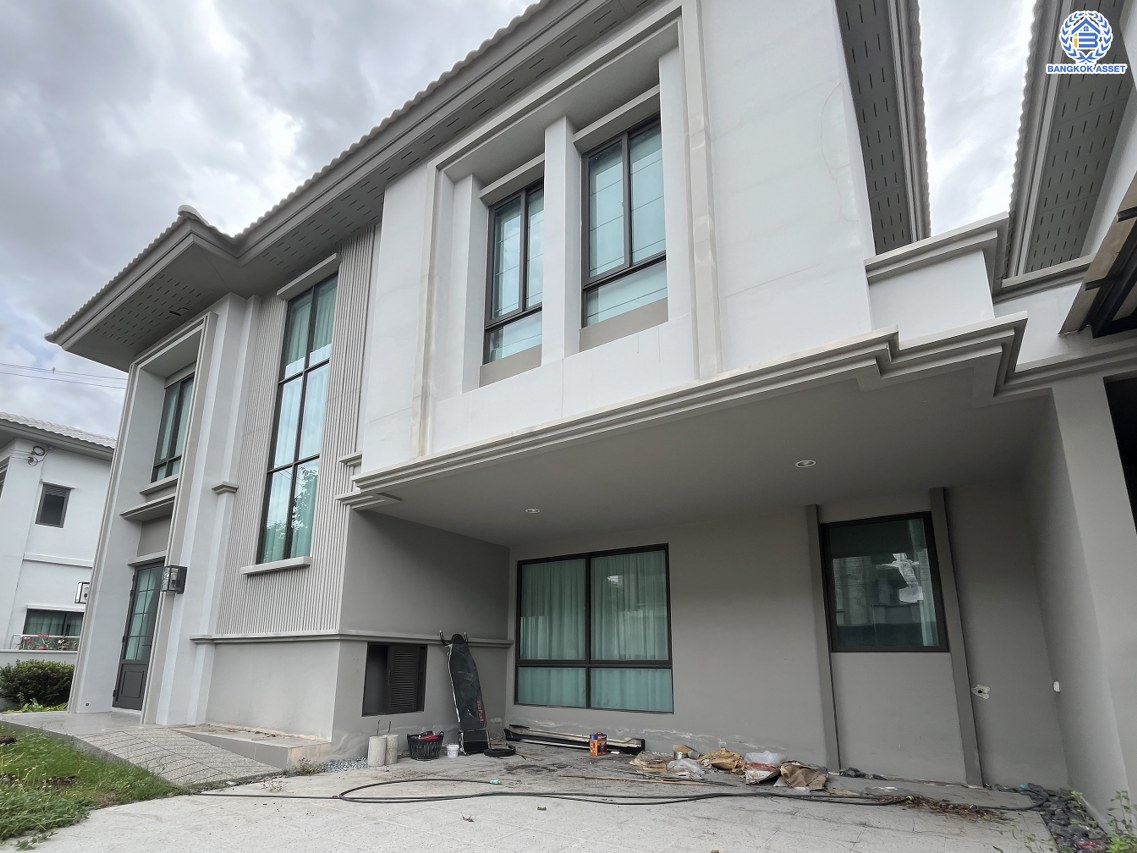 *****บ้านแฝดมือสอง โครงการ แกรนด์พลีโน พหลโยธิน-รังสิต เนื้อที่ 45.20 ตร.ว. ฟังก์ชัน 3 ห้องนอน 4 ห้องน้ำ 2 ที่จอดรถ โครงการบนทำเลเดินทางสะดวก เชื่อมต่อถนนรังสิต-นครนายก ถนนคลองหลวง ถนนกาญจนาภิเษก ใกล้รถไฟฟ้าสายสีแดง "สถานีรังสิต" และจุดขึ้นทางด่วน "อุดรรัถยา"