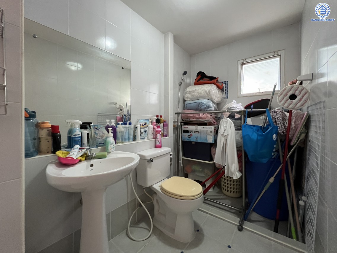 *****บ้านเดี่ยวมือสองนนทบุรี โครงการ พฤกษ์ลดา วงแหวน-รัตนาธิเบศร์ เนื้อที่กว้าง 54 ตร.ว. ฟังก์ชัน 3 ห้องนอน 3 ห้องน้ำ 2 ที่จอดรถ บนทำเลแห่งการเดินทาง เชื่อมต่อถนนกาญจนาภิเษก ใกล้รถไฟฟ้าสายสีม่วง "สถานีคลองบางไผ่"