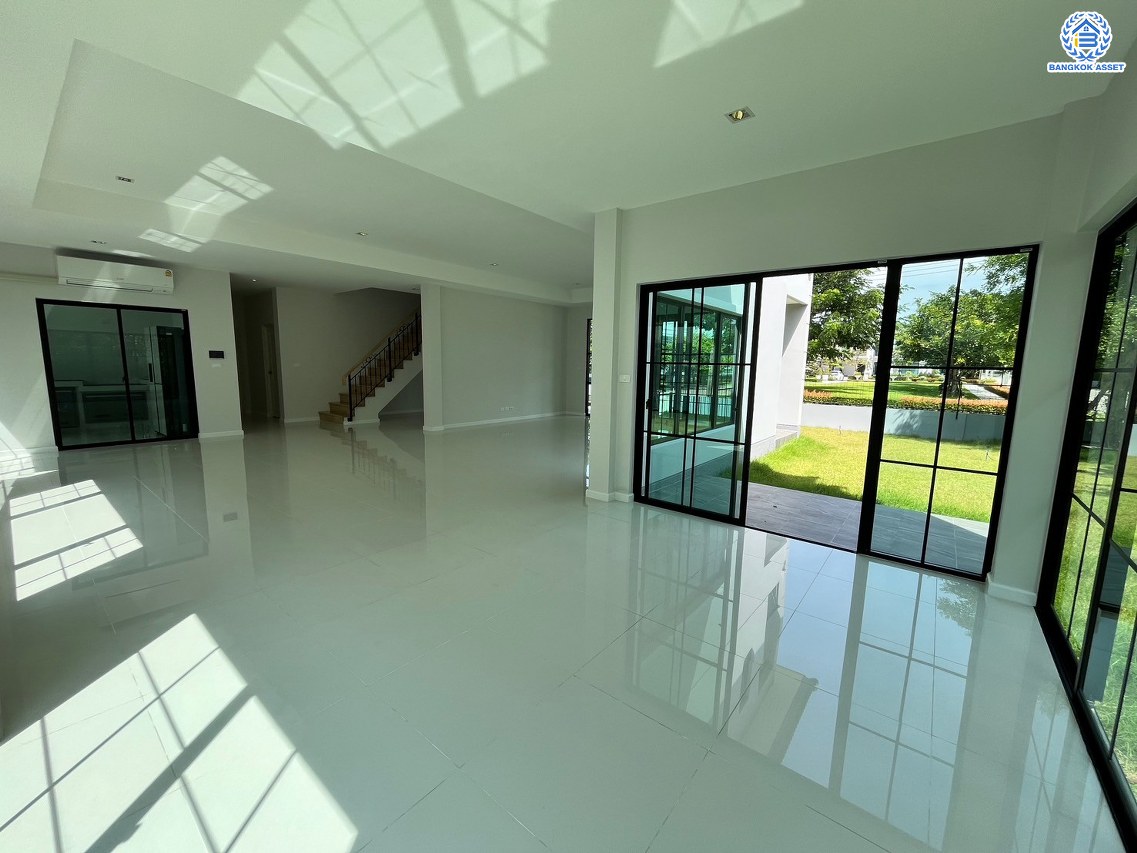 *****บ้านเดี่ยวมือสอง โครงการ ลัดดารมย์ พุทธมลฑลสาย3 หลังมุม เนื้อที่ 107.70 ตร.ว. พื้นที่ใช้สอย 354 ตร.ม. ฟังก์ชัน 5 ห้องนอน 6 ห้องน้ำ 3 ที่จอดรถ แถมฟรี! เครื่องปรับอากาศ, เครื่องทำน้ำอุ่น พร้อมเข้าอยู่ได้ทันที โครงการบนทำเลเดินทางสะดวก เชื่อมต่อถนนพุทธมณฑลสาย3 ถนนบรมราชชนนี ถนนวงแหวนกาญจนาภิเษก ใกล้ห้างสรรพสินค้าเซ็นทรัล ศาลายา