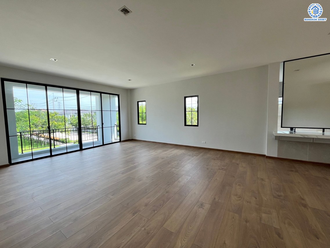 *****บ้านเดี่ยวมือสอง โครงการ ลัดดารมย์ พุทธมลฑลสาย3 หลังมุม เนื้อที่ 107.70 ตร.ว. พื้นที่ใช้สอย 354 ตร.ม. ฟังก์ชัน 5 ห้องนอน 6 ห้องน้ำ 3 ที่จอดรถ แถมฟรี! เครื่องปรับอากาศ, เครื่องทำน้ำอุ่น พร้อมเข้าอยู่ได้ทันที โครงการบนทำเลเดินทางสะดวก เชื่อมต่อถนนพุทธมณฑลสาย3 ถนนบรมราชชนนี ถนนวงแหวนกาญจนาภิเษก ใกล้ห้างสรรพสินค้าเซ็นทรัล ศาลายา