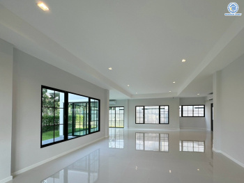 *****บ้านเดี่ยวมือสอง โครงการ ลัดดารมย์ พุทธมลฑลสาย3 หลังมุม เนื้อที่ 107.70 ตร.ว. พื้นที่ใช้สอย 354 ตร.ม. ฟังก์ชัน 5 ห้องนอน 6 ห้องน้ำ 3 ที่จอดรถ แถมฟรี! เครื่องปรับอากาศ, เครื่องทำน้ำอุ่น พร้อมเข้าอยู่ได้ทันที โครงการบนทำเลเดินทางสะดวก เชื่อมต่อถนนพุทธมณฑลสาย3 ถนนบรมราชชนนี ถนนวงแหวนกาญจนาภิเษก ใกล้ห้างสรรพสินค้าเซ็นทรัล ศาลายา