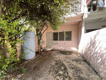 *****ทาวน์เฮ้าส์บ้านมือสอง โครงการ ซอยพงษ์เพชร35 งามวงศ์วาน เนื้อที่ 16.50 ตร.ว. 2 ห้องนอน 2 ห้องน้ำ 1 ที่จอดรถ บนทำเลดี เชื่อมต่อถนนงามวงศ์วาน ถนนประชาชื่น ถนนรัตนาธิเบศร์ ใกล้รถไฟฟ้าสายชมพู "สถานีแยกแคราย" จุดขึ้นทางด่วน "งามวงศ์วาน" และใกล้เดอะมอลล์งามวงศ์วาน