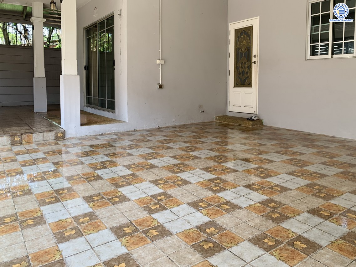 *****บ้านแฝดบ้านมือสอง โครงการ ธนาสิริ ปิ่นเกล้า-ราชพฤกษ์ หลังริม เนื้อที่ 43.20 ตร.ว. พื้นที่ใช้สอย 160 ตร.ม. 3 ห้องนอน 3 ห้องน้ำ 1 ที่จอดรถ บนทำเลติด ถนนราชพฤกษ์ ใกล้รถไฟฟ้าสายสีม่วง "สถานีบางรักน้อยท่าอิฐ" และจุดขึ้นทางด่วน "กาญจนาภิเษก"