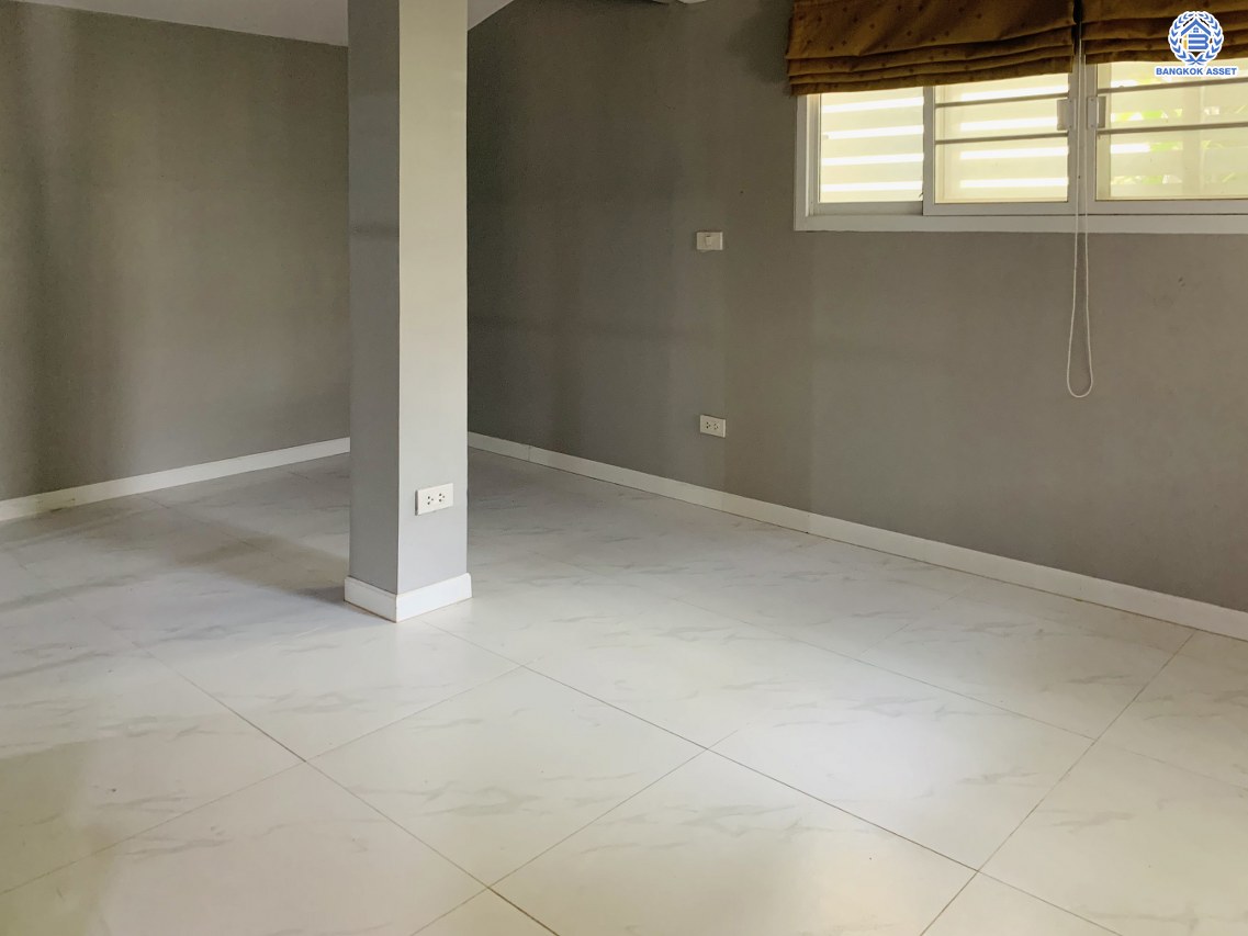 *****บ้านแฝดบ้านมือสอง โครงการ ธนาสิริ ปิ่นเกล้า-ราชพฤกษ์ หลังริม เนื้อที่ 43.20 ตร.ว. พื้นที่ใช้สอย 160 ตร.ม. 3 ห้องนอน 3 ห้องน้ำ 1 ที่จอดรถ บนทำเลติด ถนนราชพฤกษ์ ใกล้รถไฟฟ้าสายสีม่วง "สถานีบางรักน้อยท่าอิฐ" และจุดขึ้นทางด่วน "กาญจนาภิเษก"