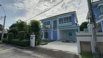 *****บ้านเดี่ยวมือสอง โครงการ ไลฟ์บางกอกบูเลอวาร์ด ราชพฤกษ์-จรัญ เนื้อที่ 76.90 ตร.ว. พื้นที่ใช้อสอย 180 ตร.ม. ฟังก์ชัน 3 ห้องนอน 3 ห้องน้ำ จอดรถได้ 2 คัน บนทำเลเชื่อมต่อทุกเส้นทาง ใกล้รถไฟฟ้าสายสีน้ำเงิน "สถานีบางหว้า" และจุดขึ้นทางด่วน "กาญจนาภิเษก"