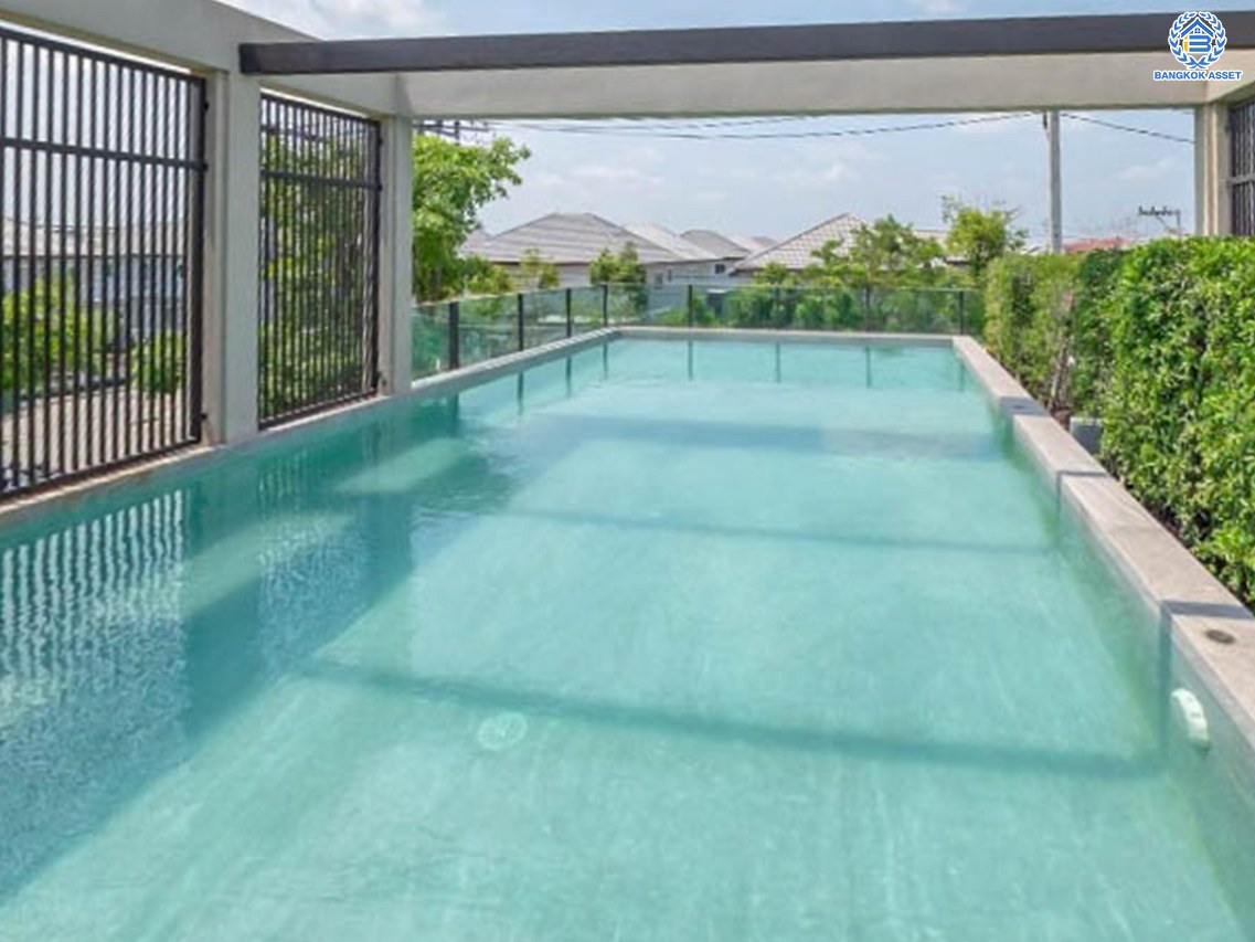 *****บ้านเดี่ยวมือสอง โครงการ ชวนชื่นแกรนด์ เอกชัย-บางบอน เนื้อที่ 100 ตร.ว. ฟังก์ชัน 4 ห้องนอน 4 ห้องน้ำ 2 ที่จอดรถ เนื้อที่ 100 ตร.ว. พื้นที่ใช้สอย 168 ตร.ม. แถมฟรี เครื่องปรับอากาศ 5 เครื่อง โครงการบนทำเลดี เชื่อมต่อถนนเอกชัย ถนนพระราม2 ใกล้รถไฟฟ้าสายสีน้ำเงิน "สถานีสถานีหลักสอง" และจุดขึ้นทางด่วน "กาญจนาภิเษก"