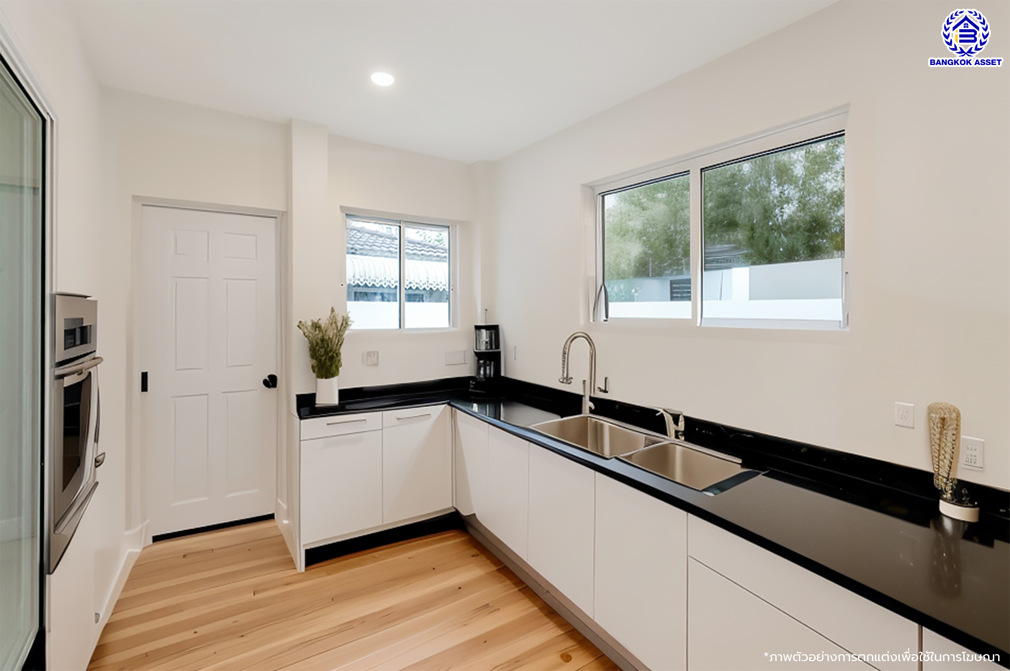 บ้านมือสองตกแต่งใหม่ โครงการ ลัดดารมย์ รัตนาธิเบศร์ หลังมุม จากแบรนด์ Q House เนื้อที่ 98.40 ตร.ว. พื้นที่ใช้สอย 322.2 ตร.ม. ฟังก์ชัน 4 ห้องนอน 4 ห้องน้ำ จอดรถได้ 2 คัน บนทำเลที่ดีที่สุด เชื่อมต่อ ถนนรัตนาธิเบศร์ และ ถนนราชพฤกษ์ ใจกลาง 2 เซ็นทรัลฯ ทั้งเซ็นทรัลรัตนาธิเบศร์, เซ็นทรัลเวสต์เกต และ ใกล้รถไฟฟ้าสายสีม่วง "สถานีไทรม้า"...