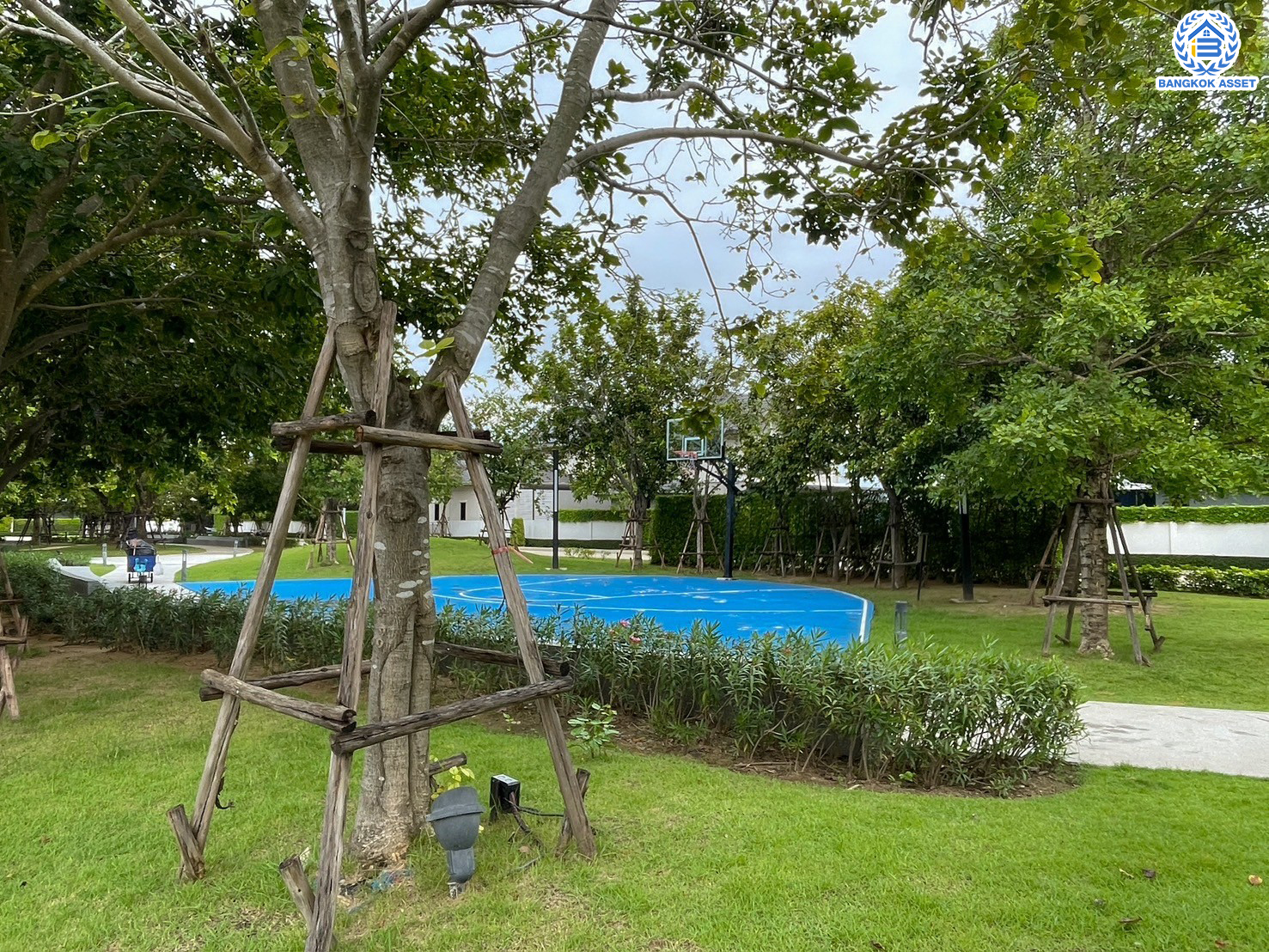 *****บ้านเดี่ยวมือสองย่านนนทบุรี โครงการ เพฟ ปิ่นเกล้า-ศาลายา เนื้อที่ 50.60 ตร.ว. พื้นที่ใช้สอย 215.3 ตร.ม. ฟังก์ชัน 5 ห้องนอน 3 ห้องน้ำ ที่จอดรถ 2 คัน แถมฟรี เครื่องปรับอากาศ เครื่องทำน้ำอุ่น โครงการตั้งบนทำเลแห่งการเดินทาง เชื่อมต่อถนนกาญจนาภิเษก และใกล้จุดขึ้นทางด่วน "ศรีรัช"