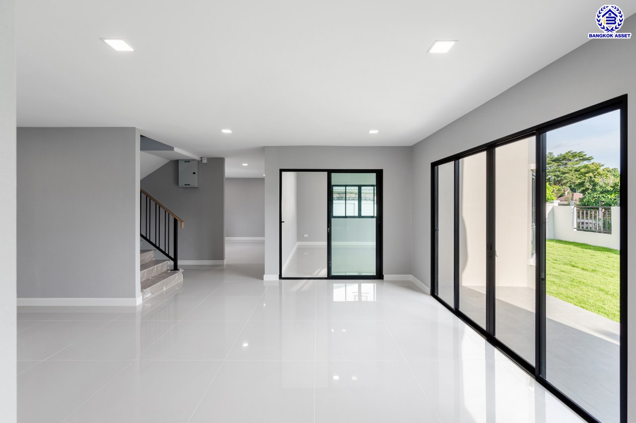 บ้านมือสองตกแต่งใหม่ โครงการ เมืองเอก โครงการ6 (River Ville Donmueang) เนื้อที่ 200 ตร.ว. พื้นที่ใช้สอย 508.49 ตร.ม. ฟังก์ชัน 3 ห้องนอน 3 ห้องน้ำ จอดรถได้ 3 คัน บนทำเลศักยภาพเชื่อมต่อถนนวิภาวดี-รังสิต ถนนพหลโยธิน ถนนรามอินทรา ใกล้รถไฟฟ้าสายสีแดง "สถานีหลัหก" และจุดขึ้นทางด่วน "อุตราภิมุข"...