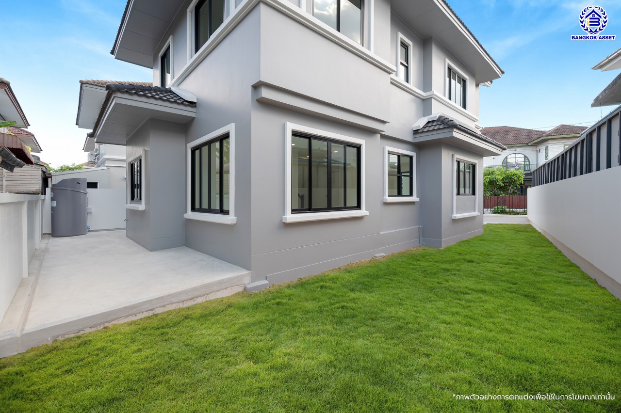 บ้านมือสองตกแต่งใหม่ โครงการ ชัยพฤกษ์ บางบัวทอง เนื้อที่ 64.30 ตร.ว. พื้นที่ใช้สอย 215.79 ตร.ม. ฟังก์ชัน 3 ห้องนอน 3 ห้องน้ำ จอดรถได้ 2 คัน มาพร้อม Facilities ภายในโครงการครบครัน คุณภาพจากแบรนด์ L&H บนทำเลเดินทางสะดวก ติดถนนบางกรวย-ไทรน้อย ใกล้เซ็นทรัลเวสต์เกต และรถไฟฟ้าสายสีม่วง "สถานีบางพลู"