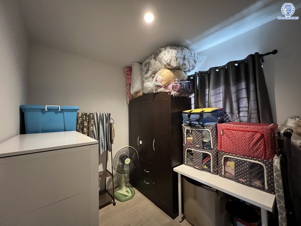 *****ทาวน์เฮ้าส์มือสองนนทบุรี โครงการ ชวนชื่นทาวน์ ชัยพฤกษ์-แจ้งวัฒนะ เนื้อที่ 22.50 ตร.ว. พื้นที่ใช้สอย 106.59 ตร.ม. ฟังก์ชัน 3 ห้องนอน 3 ห้องน้ำ 2 ที่จอดรถ บนทำเลแห่งการเดินทาง เชื่อมต่อหลายเส้นทาง ได้แก่ ถนนแจ้งวัฒนะ, ถนนชัยพฤกษ์, ถนนราชพฤกษ์, ถนนกาญจนาภิเษก ใกล้จุดขึ้นทางด่วน "แจ้งวัฒนะ" และเซ็นทรัล เวสต์เกต