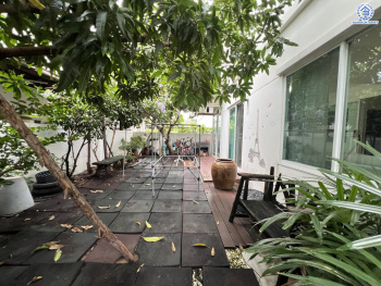 *****บ้านเดี่ยวมือสองนนทบุรี โครงการ พฤกษ์ลดา บางใหญ่2 เนื้อที่ 56.00 ตร.ว. พื้นที่ใช้สอย 145 ตร.ม. ฟังก์ชัน 3 ห้องนอน 2 ห้องน้ำ 2 ที่จอดรถ ทำเลเดินทางสะดวก เชื่อมต่อถนนกาญจนาภิเษก ถนนคลองถนน ถนนแก้วอินทร์ ใกล้ห้างสรรพสินค้าเซ็นทรัล เวสต์เกต รถไฟฟ้าสายสีม่วง "สถานีคลองบางไผ่" และจุดขึ้นทางด่วน "กาญจนาภิเษก"