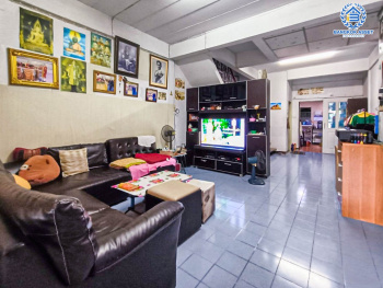 *****ทาวน์เฮ้าส์มือสองกรุงเทพมหานคร โครงการ ณัฐกานต์ พหลโยธิน หลังมุม เนื้อที่กว้างขวางถึง 29.3 ตร.ว. พื้นที่ใช้สอย 117.20 ตร.ม. ฟังก์ชัน 3 ห้องนอน 2 ห้องน้ำ 1 ที่จอดรถ บ้านสภาพดี บนทำเลใกล้สนามบินดอนเมือง เพียง 12 นาทีก็ถึงรถไฟฟ้าสายสีเขียว "สถานีสะพานใหม่" จองเลย!