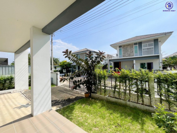 *****บ้านเดี่ยวมือสองปทุมธานี โครงการ ภัทรีดา อเวนิว ปทุมธานี-สามโคก เนื้อที่ 70 ตร.ว. พื้นที่ใช้สอย 124 ตร.ม. ฟังก์ชัน 3 ห้องนอน 2 ห้องน้ำ 1 ที่จอดรถ แถมฟรี เครื่องปรับอากาศ และ เครื่องทำน้ำอุ่น บนทำเลเดินทางสะดวก เชื่อมต่อถนนปทุมธานี-สามโคก-เสนา, ถนนรังสิต-ปทุมธานี, ถนนสะพานปทุมธานี1 และใกล้จุดขึ้นทางด่วน "อุดรรัถยา"