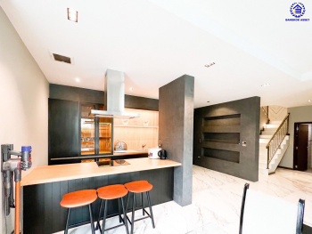 *****บ้านเดี่ยวมือสองนนทบุรี โครงการ บางกอก บูเลอวาร์ด พระราม5 เนื้อที่ 82.50 ตร.ว. พื้นที่ใช้สอย 260 ตร.ม. ฟังก์ชัน 3 ห้องนอน 3 ห้องน้ำ จอดรถได้ 2 คัน บนทำเลเชื่อมต่อเมือง ใกล้รถไฟฟ้าสายสีม่วง "สถานีบางรักน้อย-ท่าอิฐ" จุดขึ้นทางด่วน "ประจิมรัถยา" และรายล้อมด้วยสิ่งอำนวยความสะดวกครบ