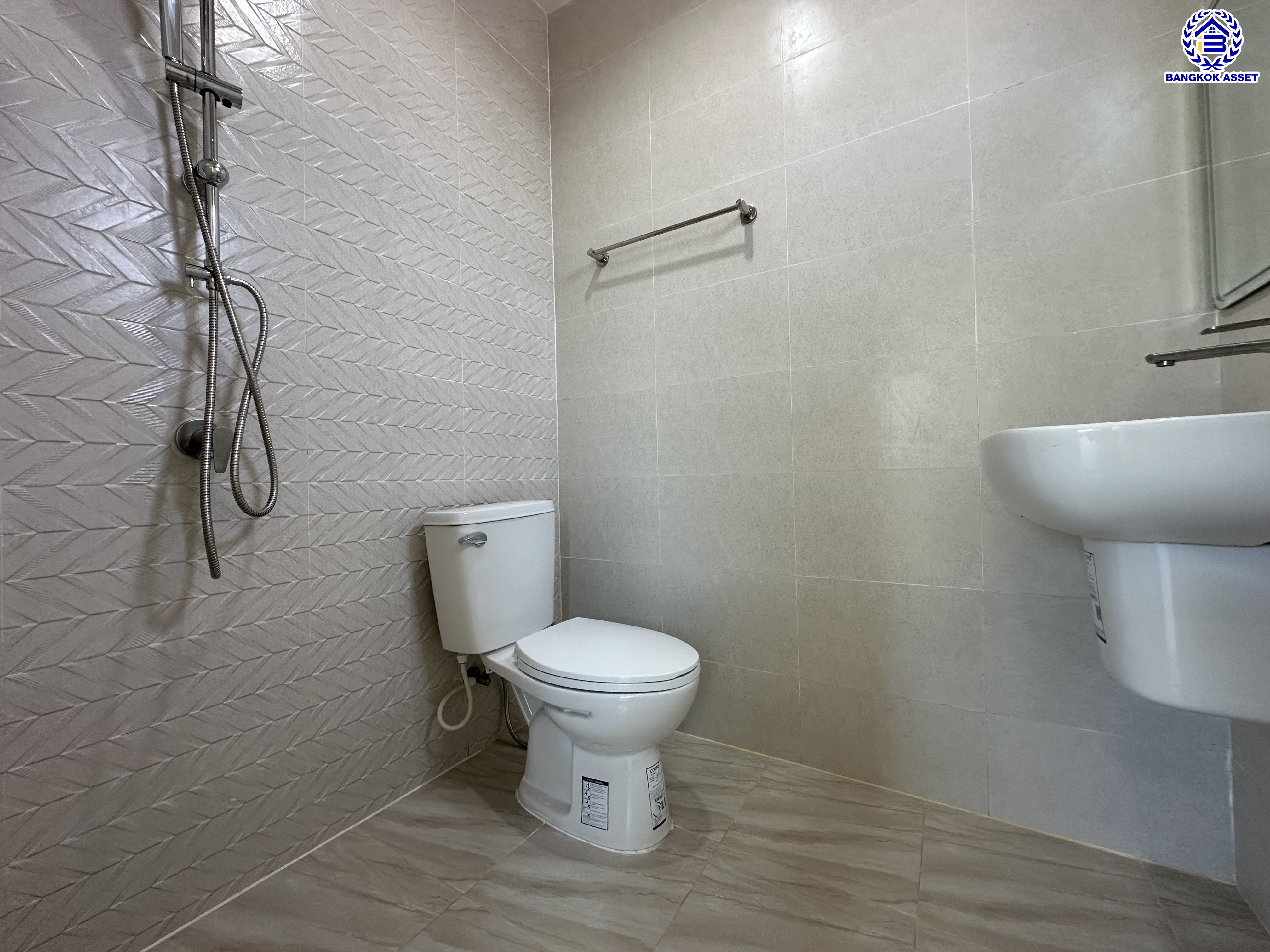 *****บ้านเดี่ยวมือสองนนทบุรีสไตล์ Muji พร้อมอยู่ โครงการ ปีกไม้1 (เจียมเจริญ7) บางใหญ่-บางคูวัด เนื้อที่กว้าง 45.00 ตร.ว. พื้นที่ใช้สอย 80 ตร.ม. ฟังก์ชัน 2 ห้องนอน 2 ห้องน้ำ 2 ที่จอดรถ โครงการตั้งบนทำเลดี เชื่อมต่อถนนกาญจนาภิเษก ถนนคลองถนน