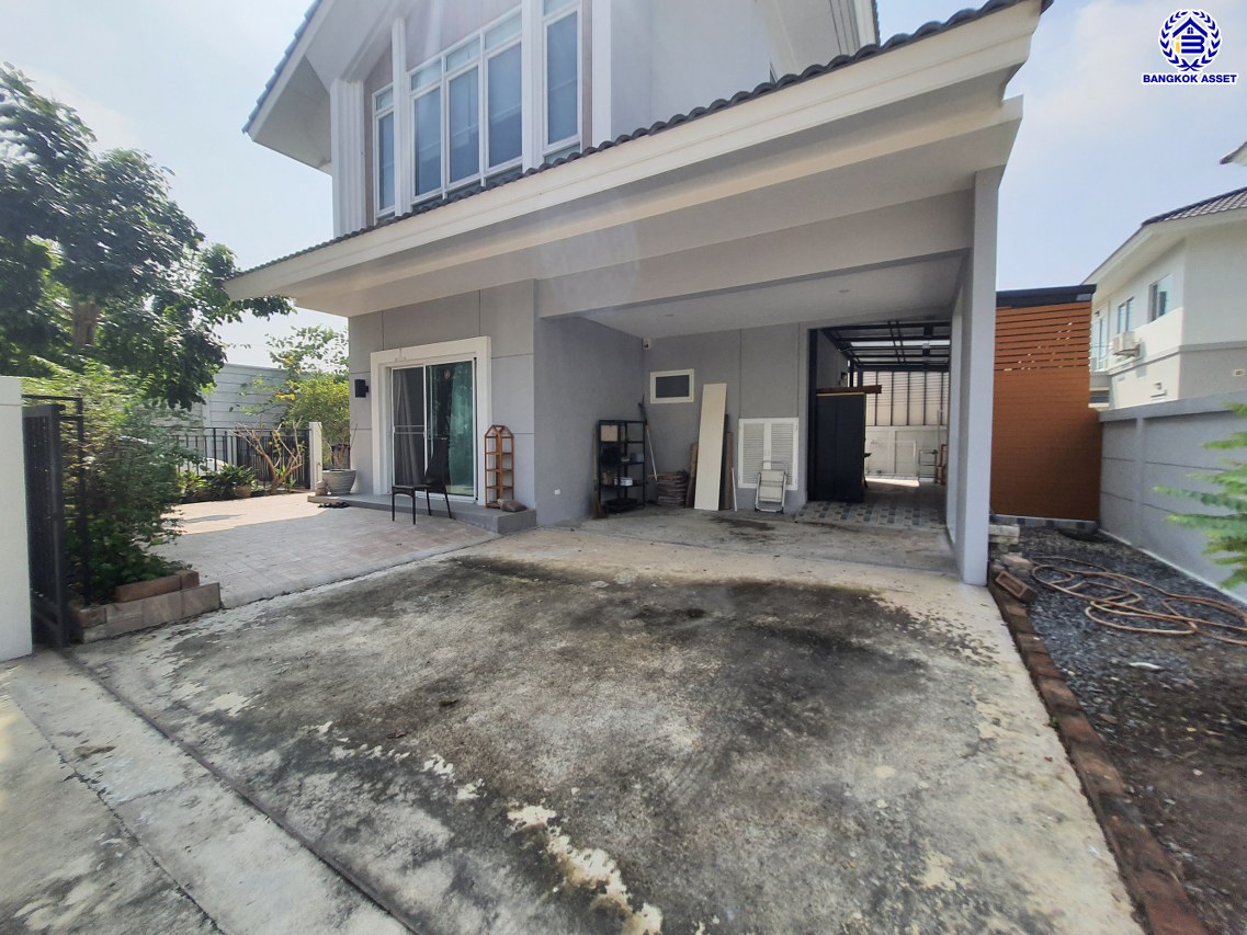 *****บ้านเดี่ยวมือสองปทุมธานี โครงการ เลค ฟอเรสต์ เพอร์เฟค เพลส ราชพฤกษ์ เนื้อที่ 60.00 ตร.ว. พื้นที่ใช้สอย 143 ตร.ม. ฟังก์ชัน 3 ห้องนอน 3 ห้องน้ำ 2 ที่จอดรถ บนทำเลเชื่อมต่อ ถนนราชพฤกษ์ ถนน345 ถนนติวานนท์ ใกล้จุดขึ้นทางด่วน "ศรีสมาน" และ ใกล้จุดขึ้นทางด่วนแจ้งวัฒนะ