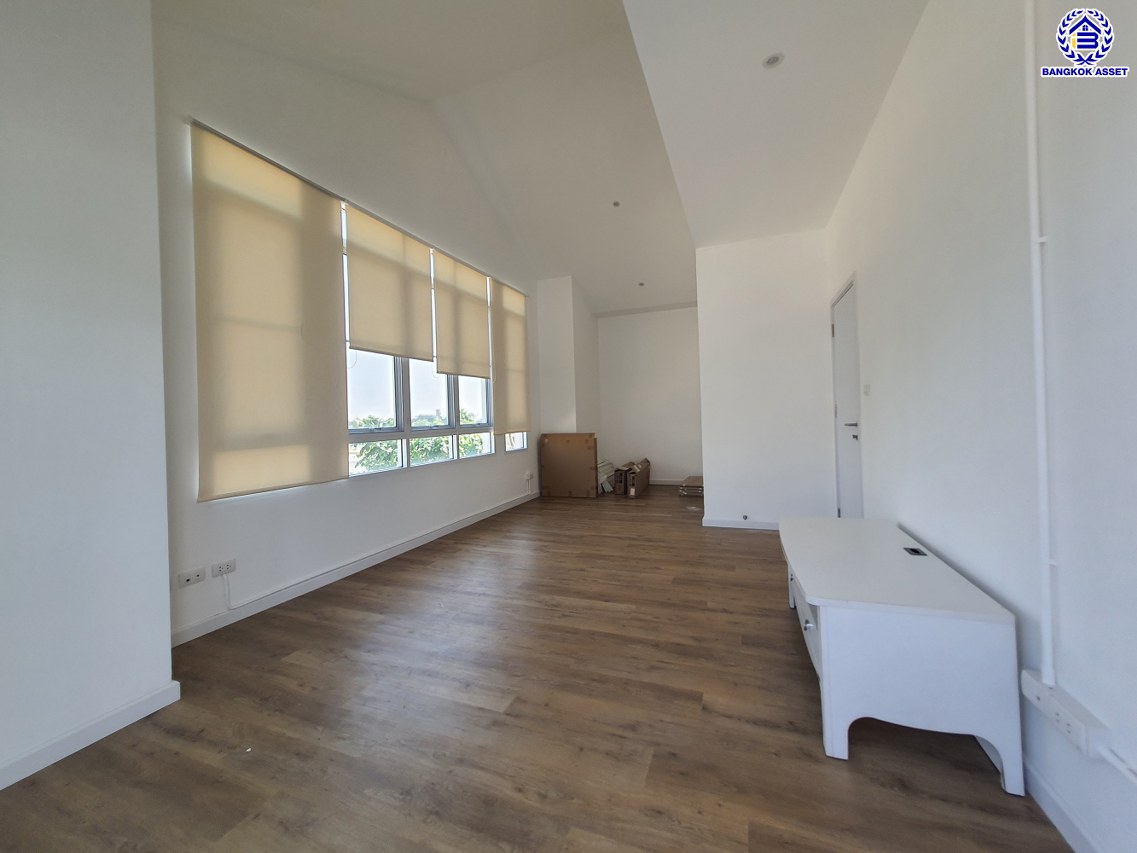 *****บ้านเดี่ยวมือสองปทุมธานี โครงการ เลค ฟอเรสต์ เพอร์เฟค เพลส ราชพฤกษ์ เนื้อที่ 60.00 ตร.ว. พื้นที่ใช้สอย 143 ตร.ม. ฟังก์ชัน 3 ห้องนอน 3 ห้องน้ำ 2 ที่จอดรถ บนทำเลเชื่อมต่อ ถนนราชพฤกษ์ ถนน345 ถนนติวานนท์ ใกล้จุดขึ้นทางด่วน "ศรีสมาน" และ ใกล้จุดขึ้นทางด่วนแจ้งวัฒนะ