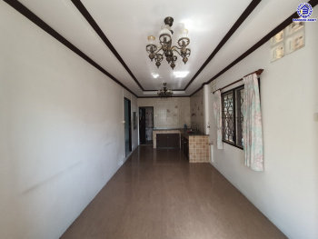 *****ทาวน์เฮ้าส์มือสองนนทบุรี โครงการ เยาวพรรณ บางกรวย-ไทรน้อย หลังริม เนื้อที่ 49 ตร.ว. พื้นที่ใช้สอย 120 ตร.ม. ฟังก์ชัน 2 ห้องนอน 1 ห้องน้ำ 2 ที่จอดรถ บนทำเลเดินทางสะดวก เชื่อมต่อถนนบางกรวย-ไทรน้อย, ถนนนครอินทร์, ถนนพระราม5,ถนนราชพฤกษ์ ใกล้รถไฟฟ้าสายสีม่วง "สถานีแยกติวานนท์" และจุดขึ้นทางด่วน "ศรีรัช"