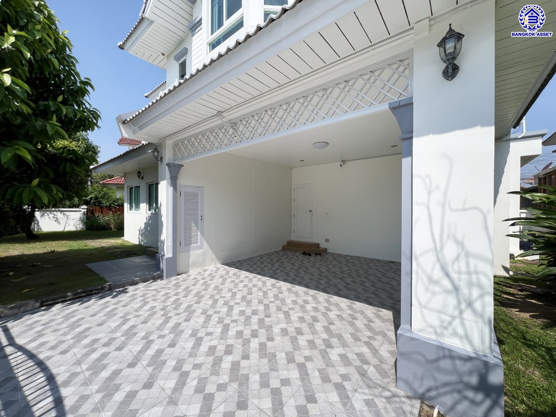 *****บ้านเดี่ยวมือสองนนทบุรี โครงการ มณีรินทร์พาร์ค รัตนาธิเบศร์-ท่าอิฐ  เนื้อที่ 81.30 ตร.ว. พื้นที่ใช้สอย 186 ตร.ม. ฟังก์ชัน 3 ห้องนอน 3 ห้องน้ำ 2 ที่จอดรถ บ้านสภาพดีเยี่ยม บนทำเลเดินทางสะดวก เชื่อมต่อถนนราชพฤกษ์ ถนนงามวงศ์วาน ถนนติวานนท์ ใกล้รถไฟฟ้าสายสีม่วง "สถานีไทรม้า" และจุดขึ้นทางด่วน "งามวงศ์วาน"