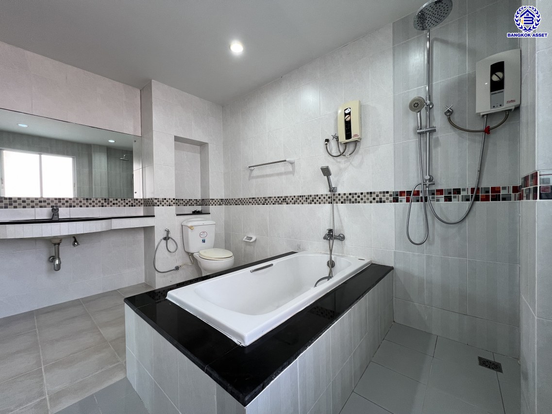 *****บ้านเดี่ยวมือสองนนทบุรี โครงการ มณีรินทร์พาร์ค รัตนาธิเบศร์-ท่าอิฐ  เนื้อที่ 81.30 ตร.ว. พื้นที่ใช้สอย 186 ตร.ม. ฟังก์ชัน 3 ห้องนอน 3 ห้องน้ำ 2 ที่จอดรถ บ้านสภาพดีเยี่ยม บนทำเลเดินทางสะดวก เชื่อมต่อถนนราชพฤกษ์ ถนนงามวงศ์วาน ถนนติวานนท์ ใกล้รถไฟฟ้าสายสีม่วง "สถานีไทรม้า" และจุดขึ้นทางด่วน "งามวงศ์วาน"