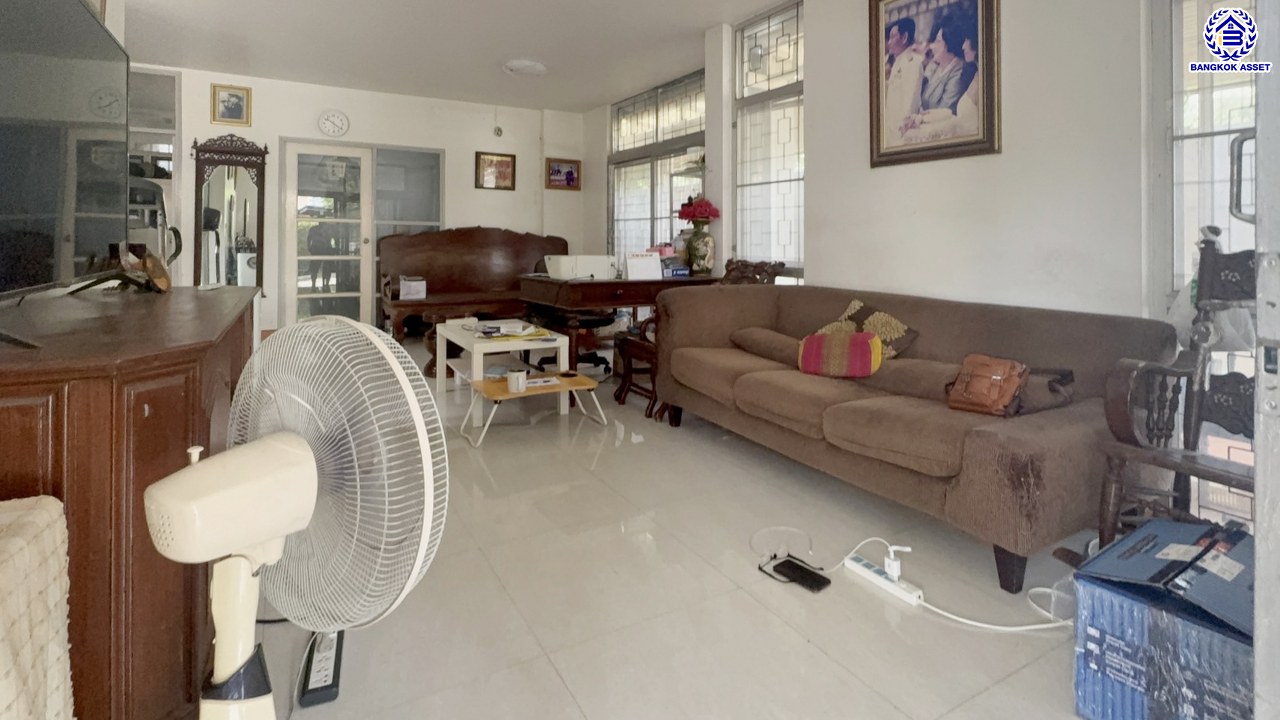 *****บ้านเดี่ยวมือสองย่านนนทบุรี โครงการ โฮมเพลส รัตนาธิเบศร์ หลังริม เนื้อที่ 57 ตร.ว. พื้นที่ใช้สอย 179 ตร.ม. ฟังก์ชัน 4 ห้องนอน 3 ห้องน้ำ 1 ที่จอดรถ แถมฟรี เครื่องปรับอากาศ บนทำเลศักยภาพ ติดถนนรัตนาธิเบศร์ ใกล้รถไฟฟ้าสายสีม่วง "สถานีบางพลู" จองเลย!