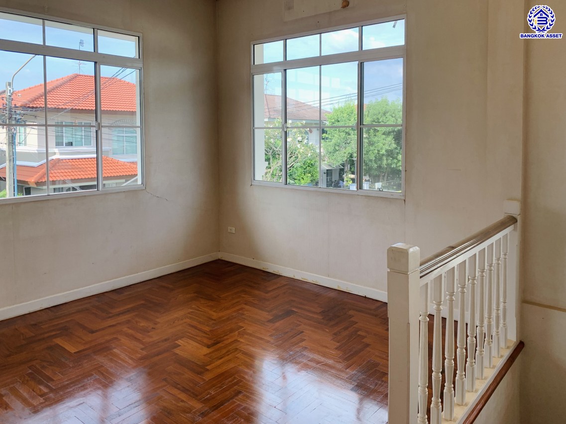 *****บ้านเดี่ยวมือสองนนทบุรี โครงการ มัณฑนา ราชพฤกษ์ หลังมุม เนื้อที่ 70.90 ตร.ว. พื้นที่ใช้สอย 180 ตร.ม. ฟังก์ชัน 3 ห้องนอน 3 ห้องน้ำ 2 ที่จอดรถ ตั้งบนทำเลดี เชื่อมต่อถนนกาญจนาภิเษก ถนนรัตนาธิเบศร์ ถนนนครอินทร์ ใกล้เซ็นทรัลเวสต์เกต และรถไฟฟ้าสายสีม่วง "สถานีบางรักน้อยท่าอิฐ"