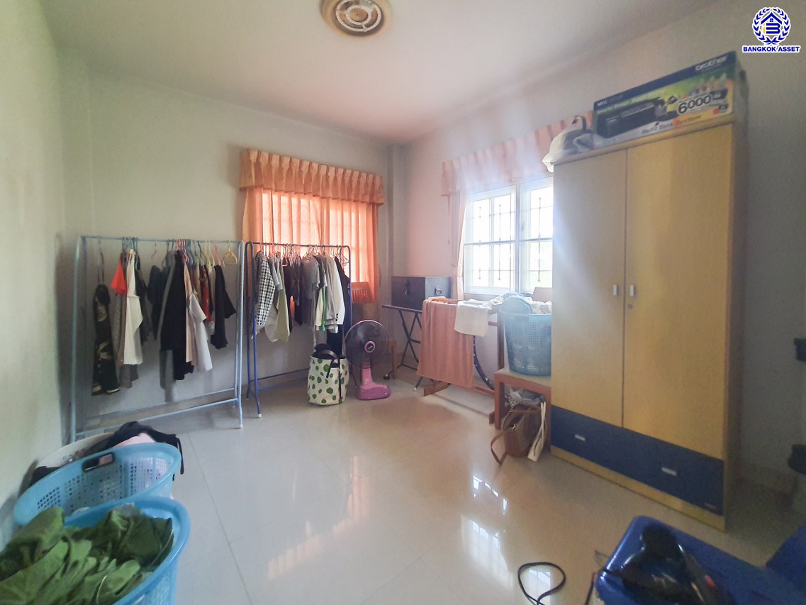 *****บ้านเดี่ยวมือสองนนทบุรี โครงการ บุรีรมย์ วงแหวนฯ-ปิ่นเกล้า (ซ.วัดพระเงิน) เนื้อที่ 53.00 ตร.ว. พื้นที่ใช้สอย 180 ตร.ม. ฟังก์ชัน 3 ห้องนอน 2 ห้องน้ำ 3 ที่จอดรถ บนทำเลดีในซอยวัดพระเงิน เชื่อมต่อ ถนนกาญจนาภิเษก ใกล้พลัสมอล์บางใหญ่ เซ็นทรัลเวสต์เกต รถไฟฟ้าสายสีม่วง "สถานีตลาดบางใหญ่" และทางด่วนศรีรัช!