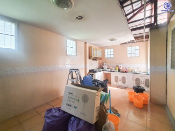 *****บ้านเดี่ยวมือสองนนทบุรี โครงการ บุรีรมย์ วงแหวนฯ-ปิ่นเกล้า (ซ.วัดพระเงิน) เนื้อที่ 53.00 ตร.ว. พื้นที่ใช้สอย 180 ตร.ม. ฟังก์ชัน 3 ห้องนอน 2 ห้องน้ำ 3 ที่จอดรถ บนทำเลดีในซอยวัดพระเงิน เชื่อมต่อ ถนนกาญจนาภิเษก ใกล้พลัสมอล์บางใหญ่ เซ็นทรัลเวสต์เกต รถไฟฟ้าสายสีม่วง "สถานีตลาดบางใหญ่" และทางด่วนศรีรัช!