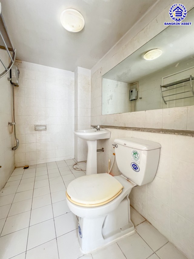 *****ทาวน์เฮ้าส์มือสองนนทบุรี 3 ชั้น โครงการ ศุภาลัยวิลล์ รัตนาธิเบศร์ เนื้อที่ 18.00 ตร.ว. พื้นที่ใช้สอย 170 ตร.ม. ฟังก์ชัน 3 ห้องนอน 3 ห้องน้ำ พร้อมเข้าอยู่ ทำเลเดินทางสะดวก เชื่อมต่อถนนรัตนาธิเบศร์ ถนนติวานนท์ ถนนเลี่ยงเมืองนนทบุรี ติดรถไฟฟ้าสายสีม่วง "สถานีศูนย์ราชการนนทบุรี" ราคาถูกที่สุดในโครงการ