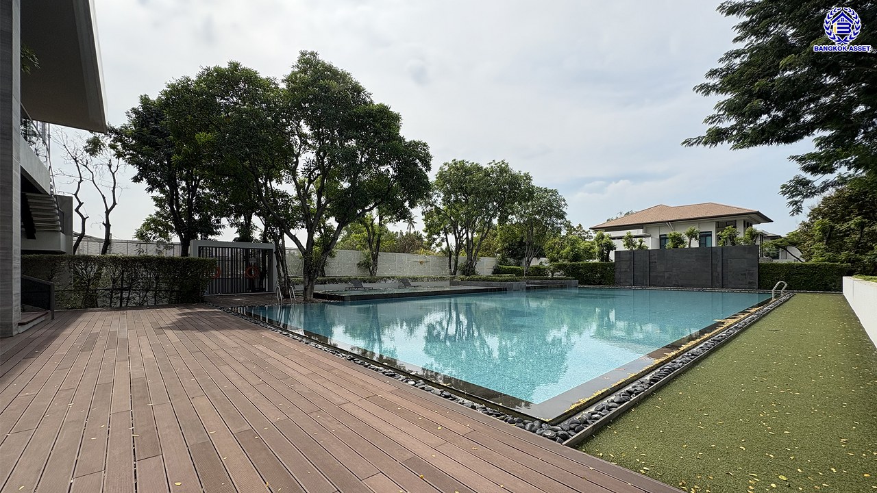 *****บ้านเดี่ยวมือสองสุดหรู โครงการ ลดาวัลย์ ราชพฤกษ์-ปิ่นเกล้า หลังมุม เนื้อที่ 146.70 ตร.ว. พื้นที่ใช้สอย 400 ตร.ม. ฟังก์ชัน 4 ห้องนอน 4 ห้องน้ำ 1 ห้องแม่บ้าน 3 ที่จอดรถ โครงการบนทำเลศักยภาพ ติดถนนราชพฤกษ์ เชื่อมต่อถนนบรมราชชนนี ถนนพรานนก-กาญจนาภิเษก ถนนพุทธมณฑลสาย1 ใกล้รถไฟฟ้าสายสีน้ำเงิน "สถานีบางหว้า" และจุดขึ้นทางด่วน "ศรีรัช"