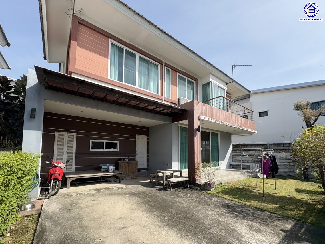 *****บ้านเดี่ยวมือสองนนทบุรี โครงการ ดีซิโอ้ ราชพฤกษ์ หลังริม! เนื้อที่ 55.4 ตร.ว. ฟังก์ชัน 3 ห้องนอน 3 ห้องน้ำ 2 ที่จอดรถ บ้านสวย พร้อมเข้าอยู่ แถมฟรี! 2 เครื่องปรับอากาศ บนทำเลเดินทางสะดวก เชื่อมต่อถนนรัตนาธิเบศร์ ใกล้รถไฟฟ้าสายสีม่วง "สถานีบางรักใหญ่"