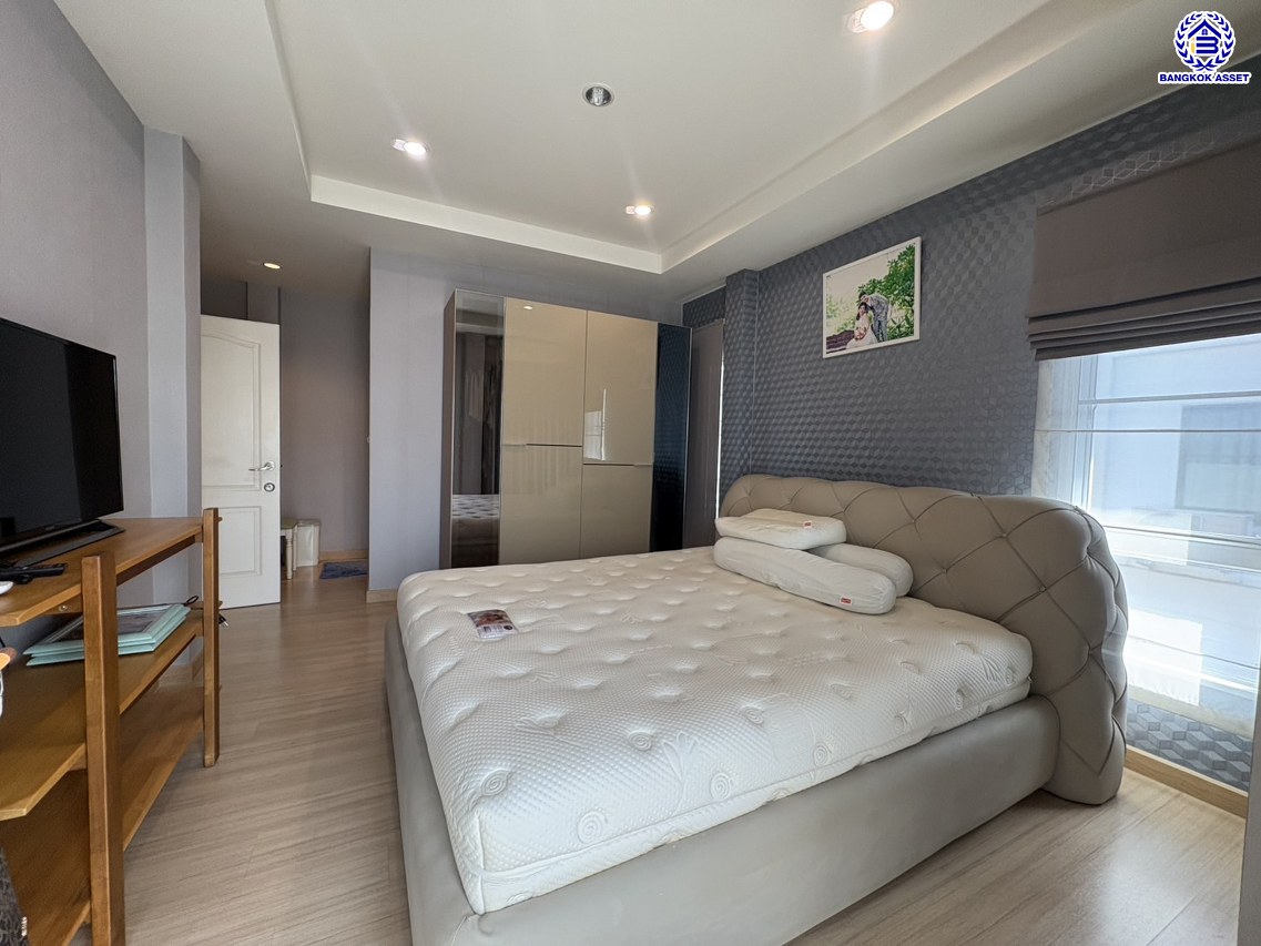 *****บ้านเดี่ยวมือสองนนทบุรี โครงการ ดีซิโอ้ ราชพฤกษ์ หลังริม! เนื้อที่ 55.4 ตร.ว. ฟังก์ชัน 3 ห้องนอน 3 ห้องน้ำ 2 ที่จอดรถ บ้านสวย พร้อมเข้าอยู่ แถมฟรี! 2 เครื่องปรับอากาศ บนทำเลเดินทางสะดวก เชื่อมต่อถนนรัตนาธิเบศร์ ใกล้รถไฟฟ้าสายสีม่วง "สถานีบางรักใหญ่"