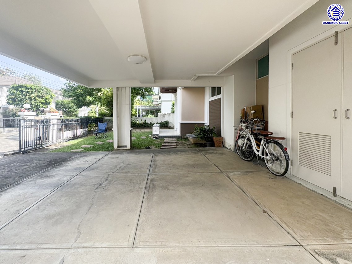 *****บ้านเดี่ยวมือสอง โครงการ โฮมเพลส เดอะพาร์ค บางกรวย-ไทรน้อย เนื้อที่ 54 ตร.ว. ฟังก์ชัน 3 ห้องนอน 3 ห้องน้ำ 2 ที่จอดรถ เชื่อมต่อหลายเส้นทาง ทั้งถนนรัตนาธิเบศร์ ถนนบางกรวย-ไทรน้อย ถนนกาญจนาภิเษก ใกล้รถไฟฟ้าสายสีม่วง "สถานีบางพลู"