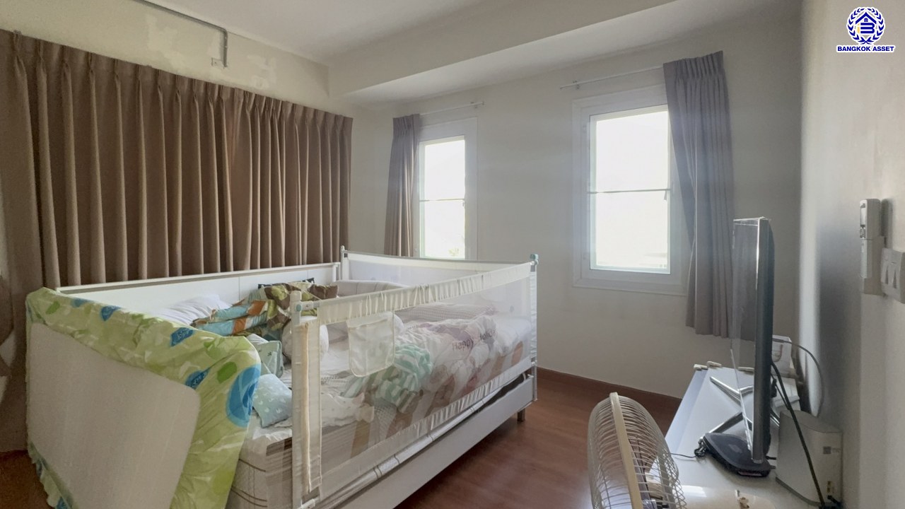 *****บ้านเดี่ยวมือสอง โครงการ โฮมเพลส เดอะพาร์ค บางกรวย-ไทรน้อย เนื้อที่ 54 ตร.ว. ฟังก์ชัน 3 ห้องนอน 3 ห้องน้ำ 2 ที่จอดรถ เชื่อมต่อหลายเส้นทาง ทั้งถนนรัตนาธิเบศร์ ถนนบางกรวย-ไทรน้อย ถนนกาญจนาภิเษก ใกล้รถไฟฟ้าสายสีม่วง "สถานีบางพลู"