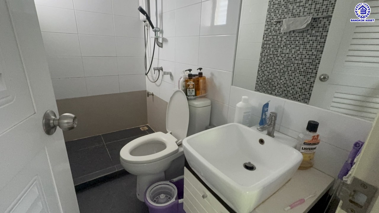 *****บ้านเดี่ยวมือสอง โครงการ โฮมเพลส เดอะพาร์ค บางกรวย-ไทรน้อย เนื้อที่ 54 ตร.ว. ฟังก์ชัน 3 ห้องนอน 3 ห้องน้ำ 2 ที่จอดรถ เชื่อมต่อหลายเส้นทาง ทั้งถนนรัตนาธิเบศร์ ถนนบางกรวย-ไทรน้อย ถนนกาญจนาภิเษก ใกล้รถไฟฟ้าสายสีม่วง "สถานีบางพลู"