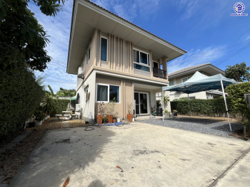 *****บ้านเดี่ยวมือสองนนทบุรี โครงการ คณาสิริ ชัยพฤกษ์-วงแหวน จากแบรนด์ชื่อดัง Sansiri เนื้อที่ 53 ตร.ว. พื้นที่ใช้สอย 113 ตร.ม. ฟังก์ชัน 4 ห้องนอน 2 ห้องน้ำ 2 ที่จอด บ้านสวยพร้อมอยู่ สภาพดีลากกระเป๋าเข้าอยู่ได้เลย  เชื่อมต่อถนนบางกรวย-ไทรน้อย ใกล้รถไฟฟ้าสายสีม่วง "สถานีคลองบางไผ่"