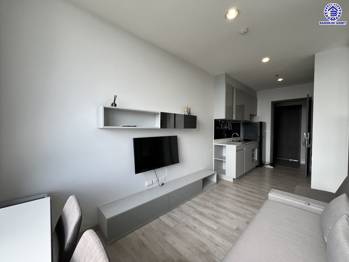 *****คอนโดมิเนียมมือสอง โครงการ นิช ไพรด์ เตาปูน-อินเตอร์เชนจ์ พื้นที่ใช้สอย 31.88 ตร.ม. ฟังก์ชัน 1 ห้องนอน 1 ห้องน้ำ บนทำเลเดินทางสะดวก เชื่อมต่อถนนกรุงเทพ-นนทบุรี ถนนประชาราษร์สาย1 ถนนวงศ์สว่าง และใกล้รถไฟฟ้าสายสีม่วง "สถานีเตาปูน"